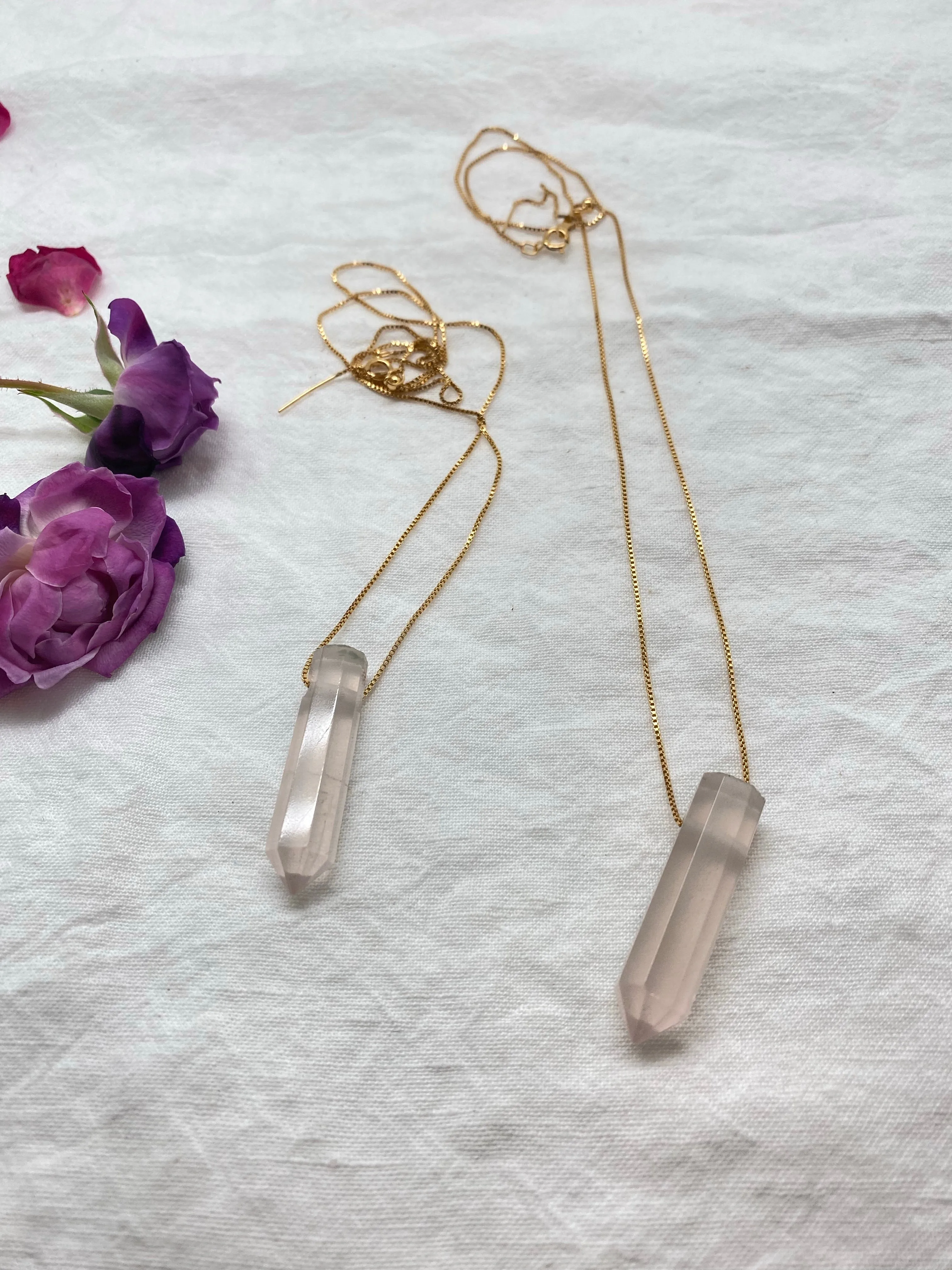 N gemstone rose quartz