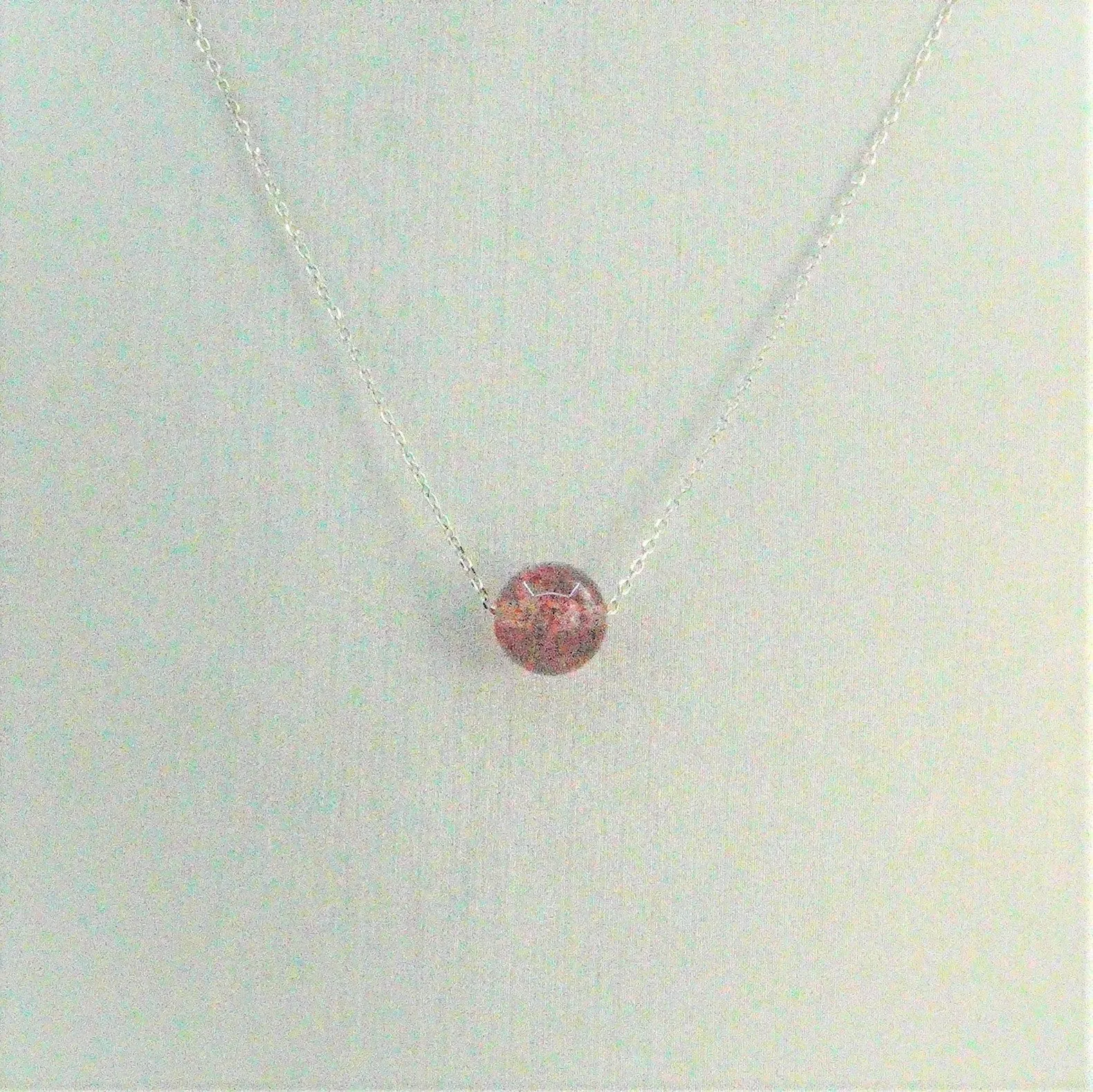 N P Simple Strawberry Quartz