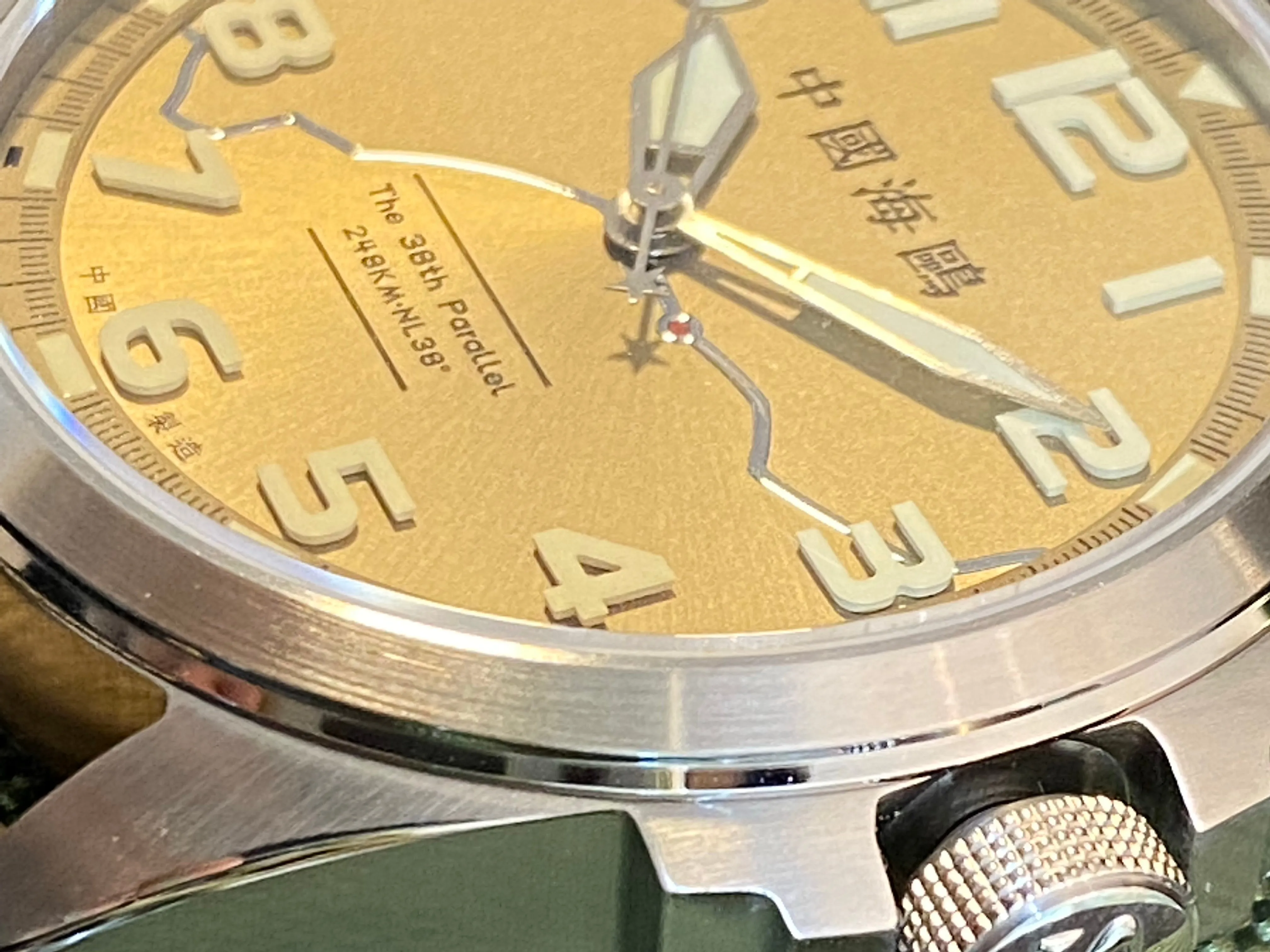 New Sea-Gull military "The 38th Parallel" sports  automatic mechanical waterproof watch Model : 811.93.6109 Movement :ST2500