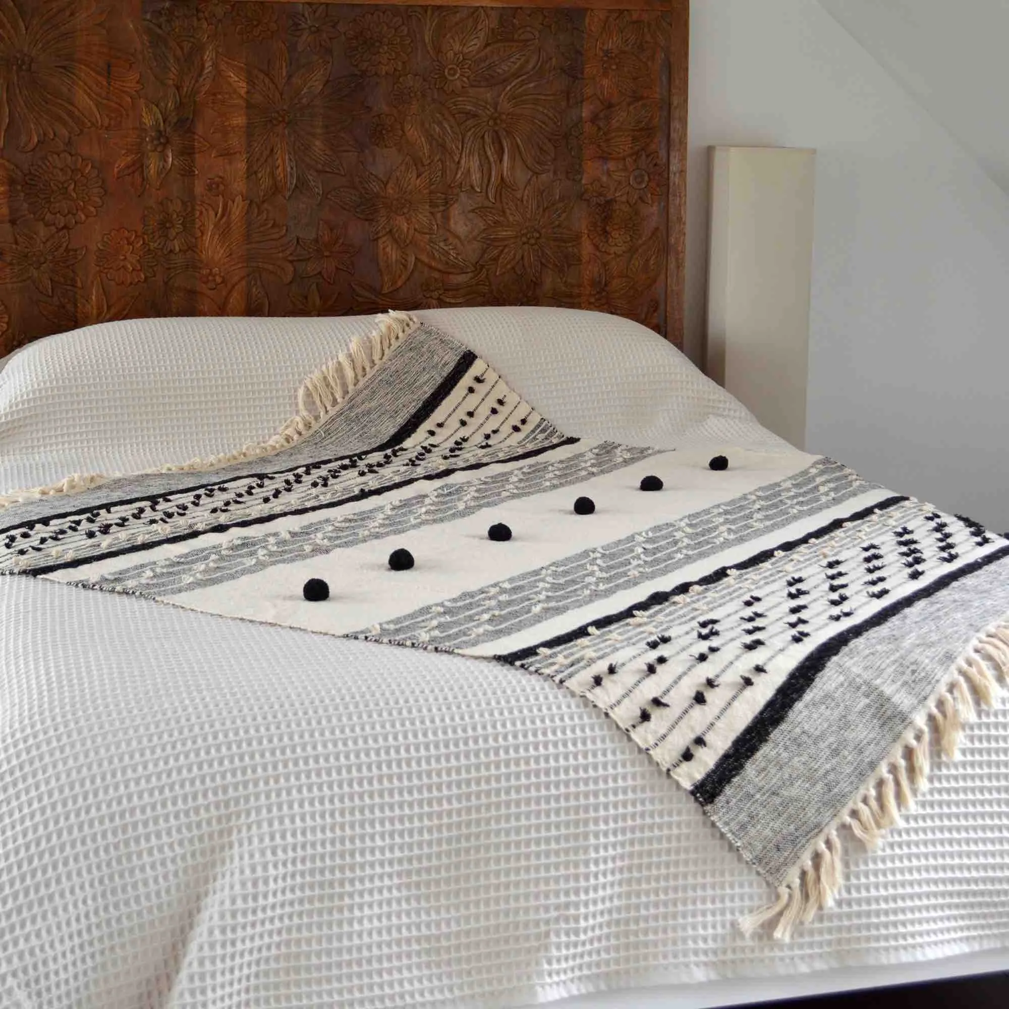 Nina Textured Throw - Grey/White