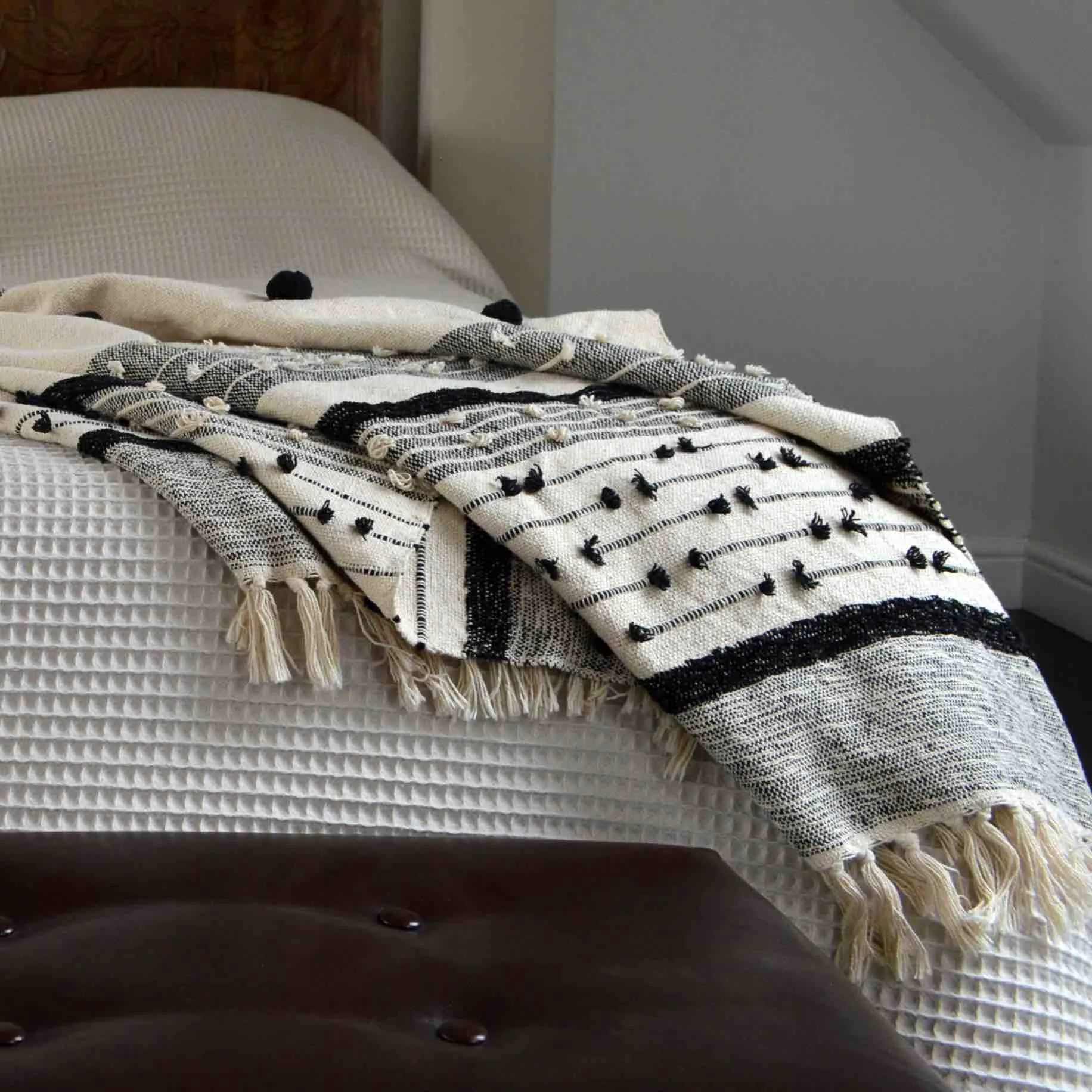 Nina Textured Throw - Grey/White