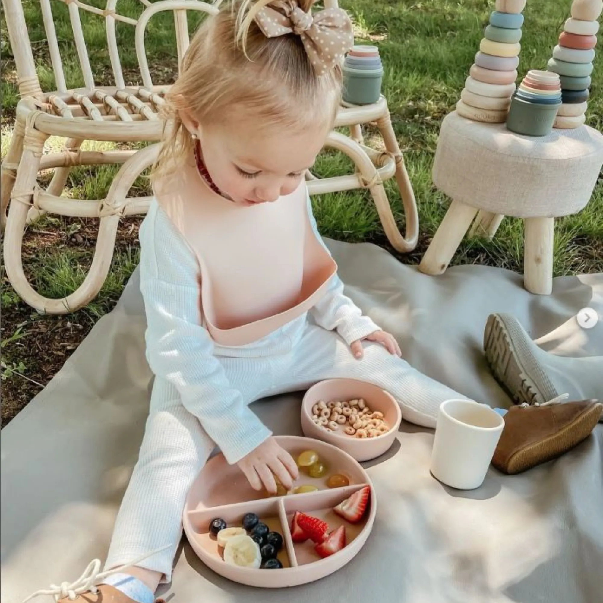 noüka Design Bib - Space (Min. of 2 PK, Multiples of 2 PK)