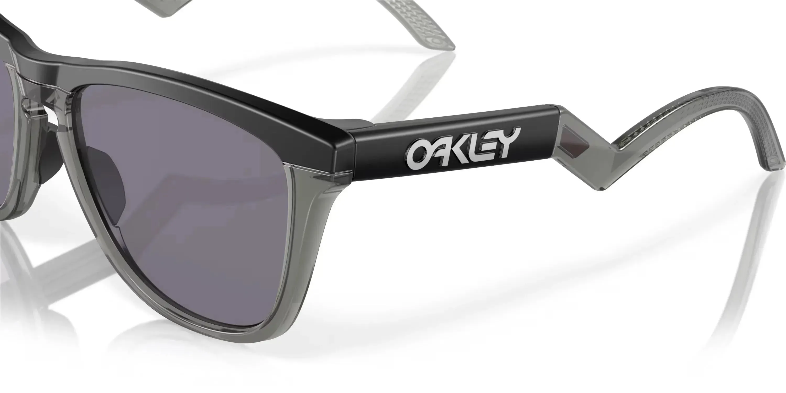 Oakley Frogskins Hybrid Matte Black w/ Prizm
