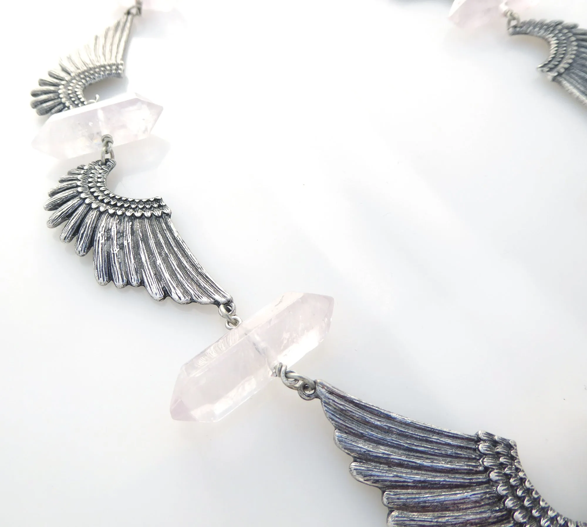Parendi wing quartz necklace