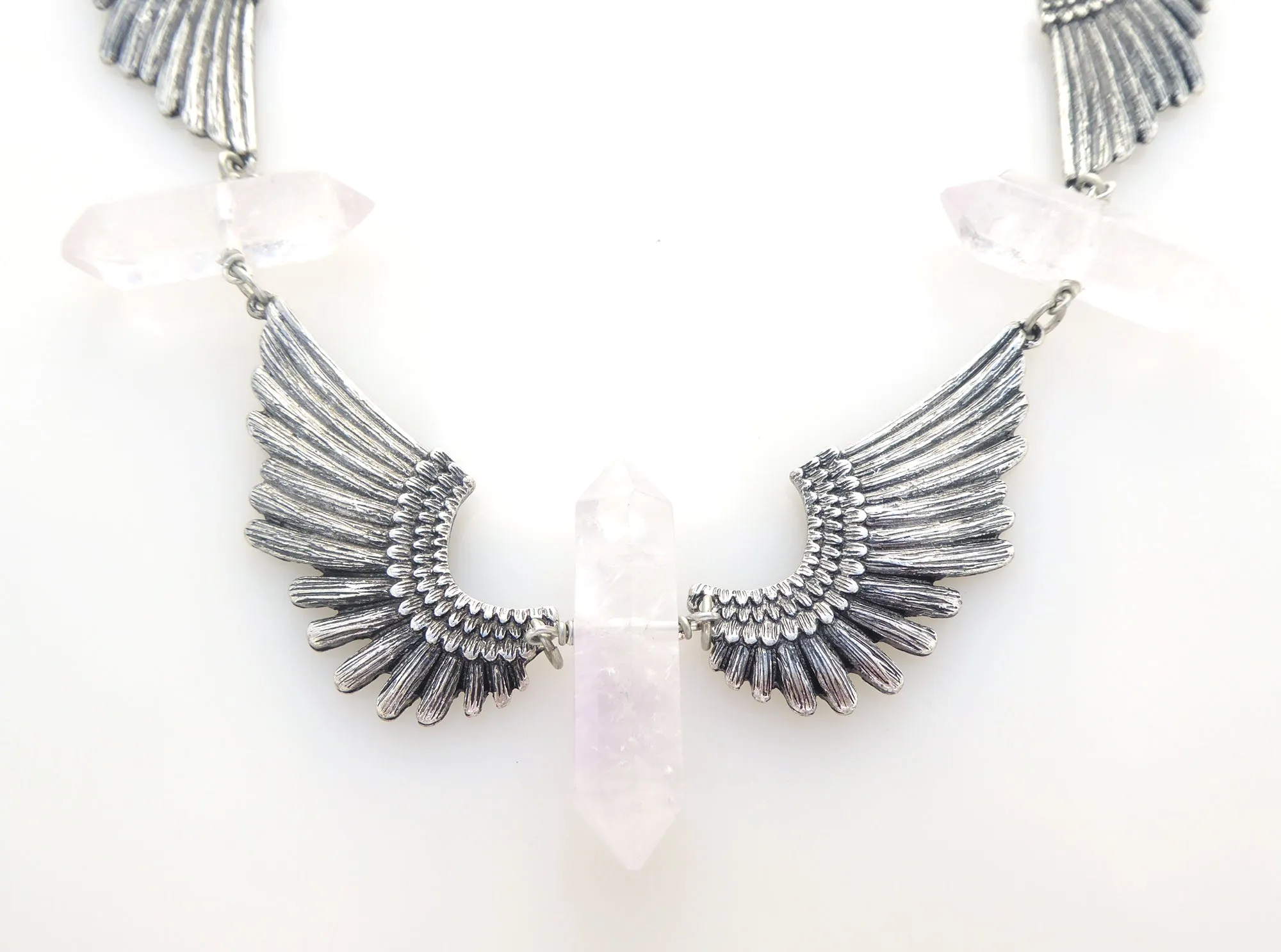 Parendi wing quartz necklace