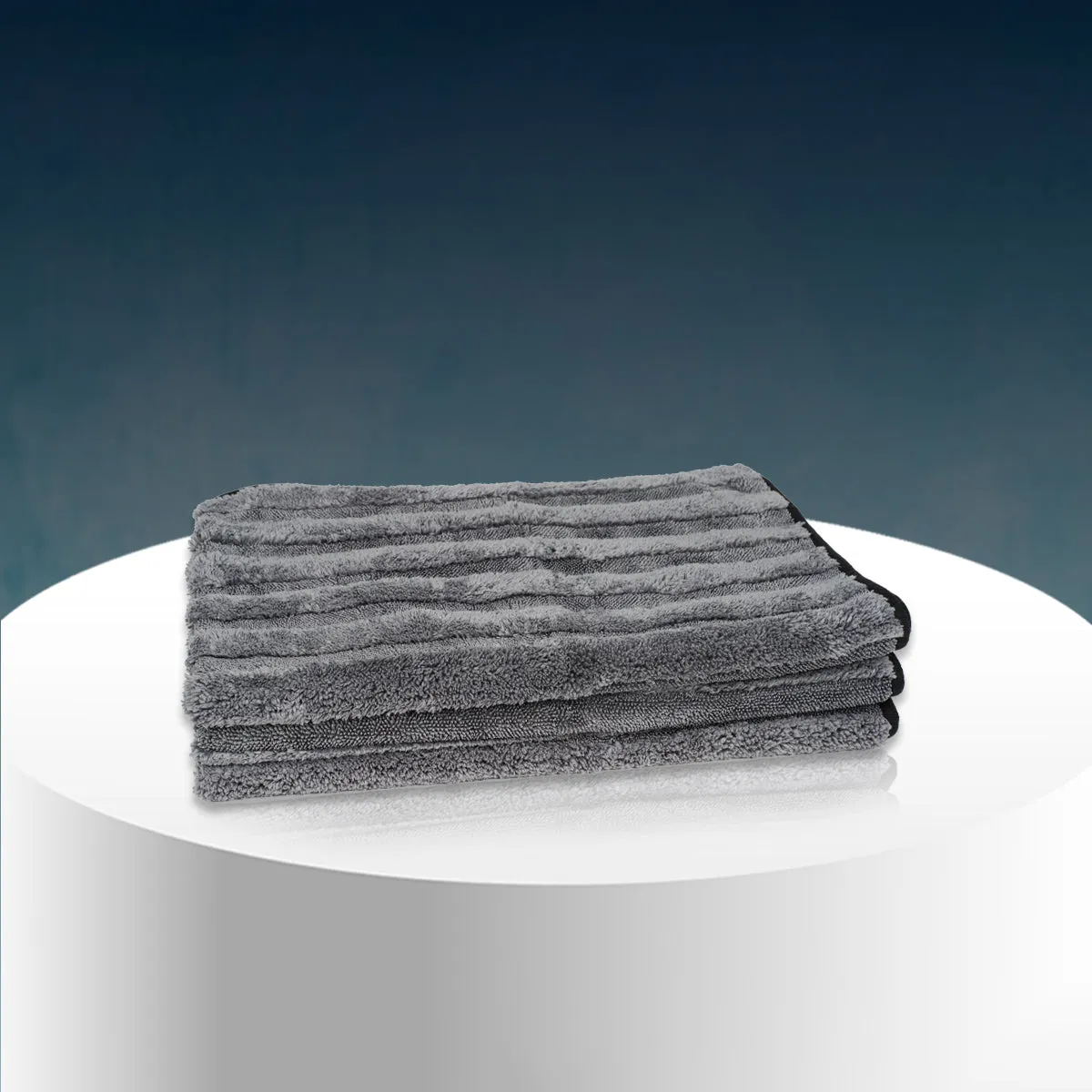 Poshlyf Chipmunk Extreme Drying Towel 600 GSM Grey with Border 80cm x 50cm