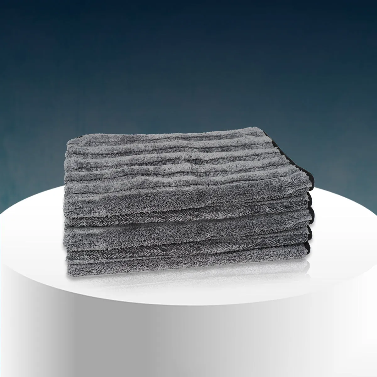 Poshlyf Chipmunk Extreme Drying Towel 600 GSM Grey with Border 80cm x 50cm