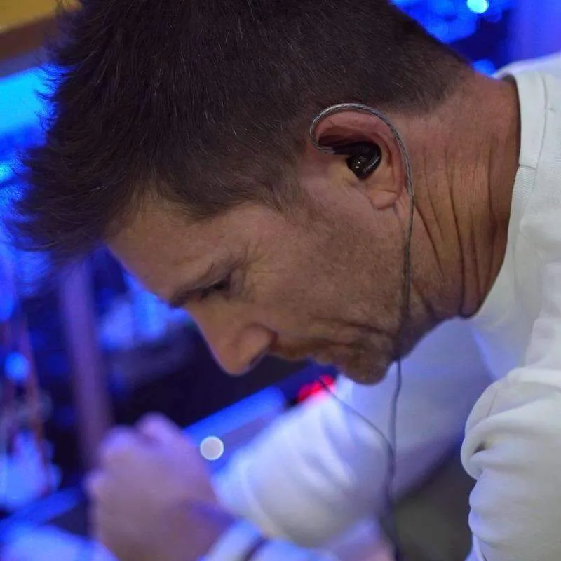 PRO Dual-driver Sports Earphones - Have a Long-lasting Listening Experience!