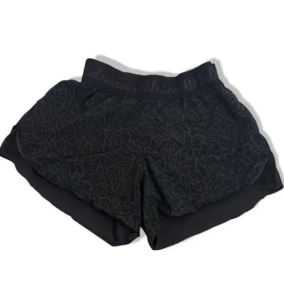 Rare Lululemon Go the Distance Short Reversible Black/ petal Camo printed black