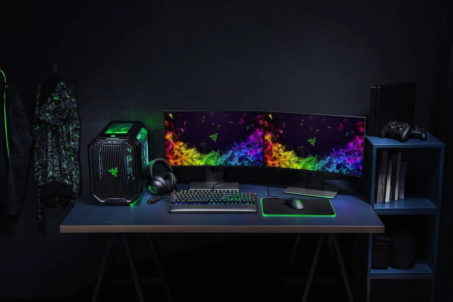 Razer BlackWidow Elite Mechanical Gaming Keyboard With Green Switches (Black) With Ergonomic Wrist Rest
