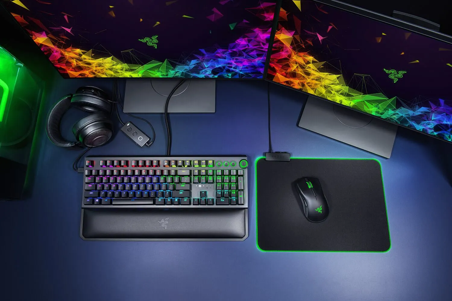 Razer BlackWidow Elite Mechanical Gaming Keyboard With Green Switches (Black) With Ergonomic Wrist Rest