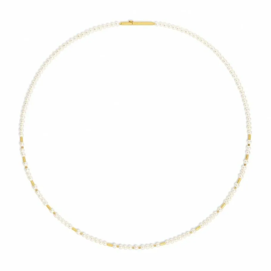 Reinata Freshwater Pearl Necklace