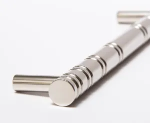 Reveal-06 Handle