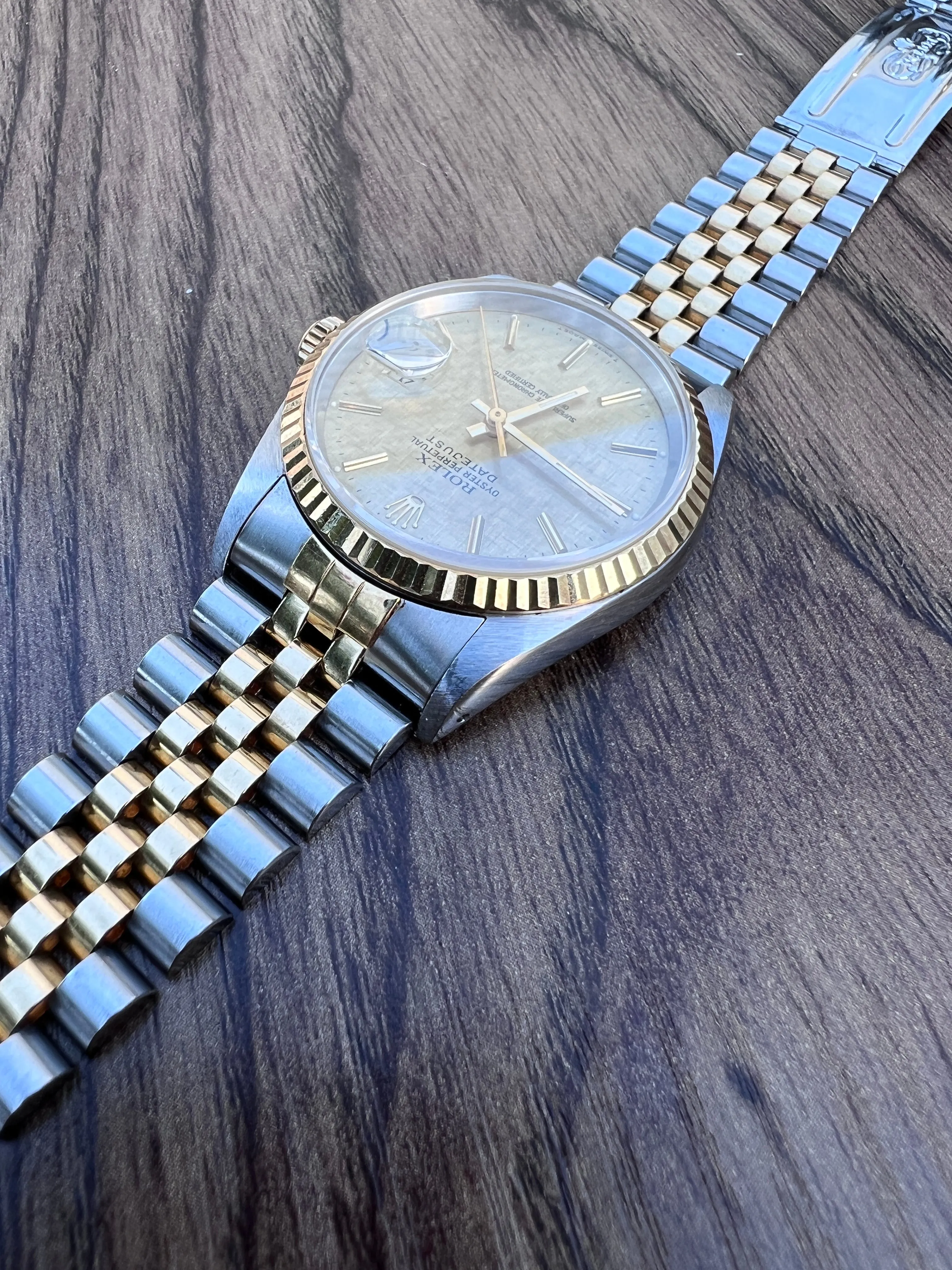Rolex Datejust 16233 - Linen Dial