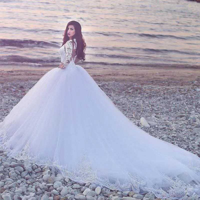 Roycebridal Luxury Lace Boat Neck Ball Gown Wedding Dresses Sweetheart