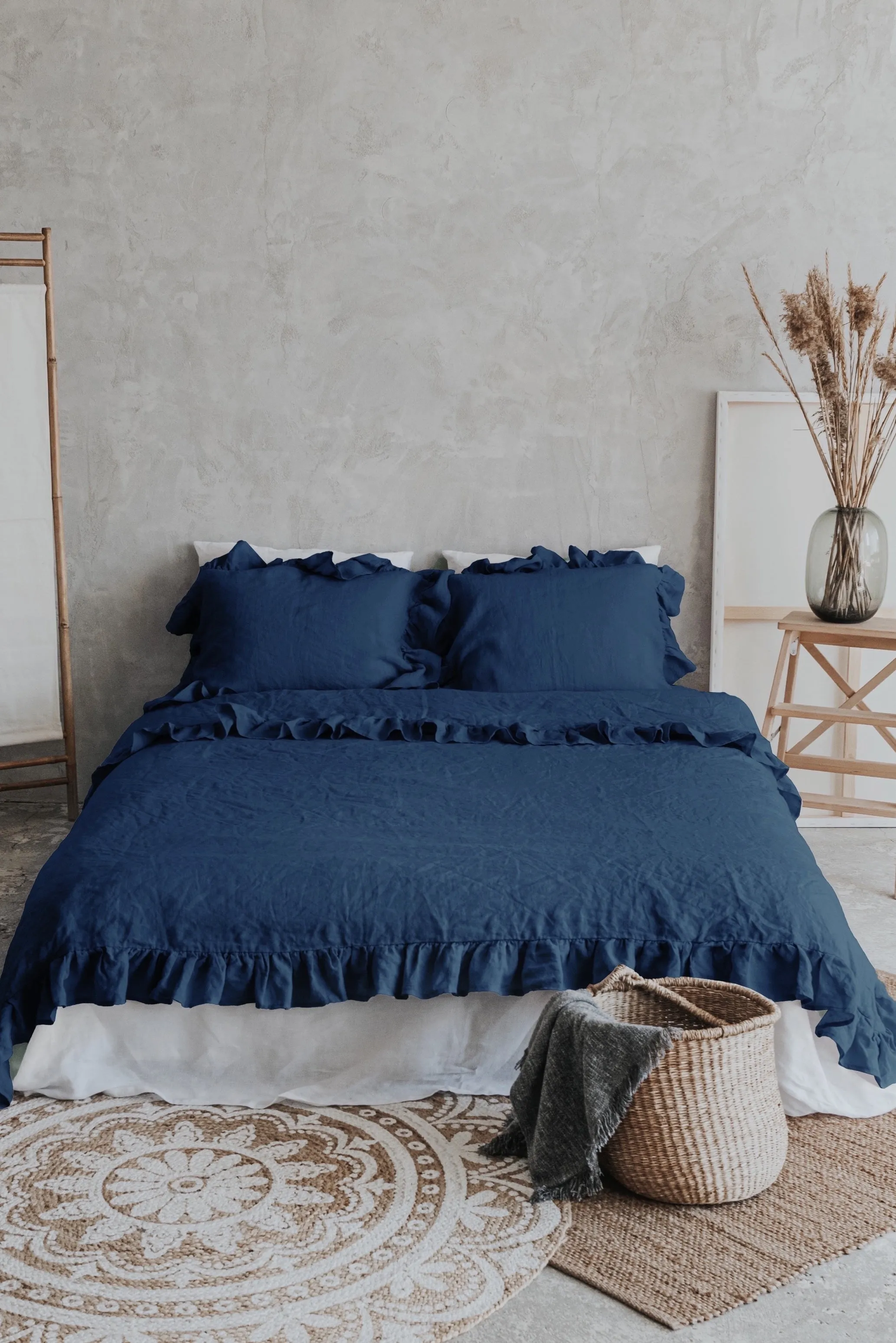 Ruffle Duvet Cover and Pillowcases Set - Dark Blue