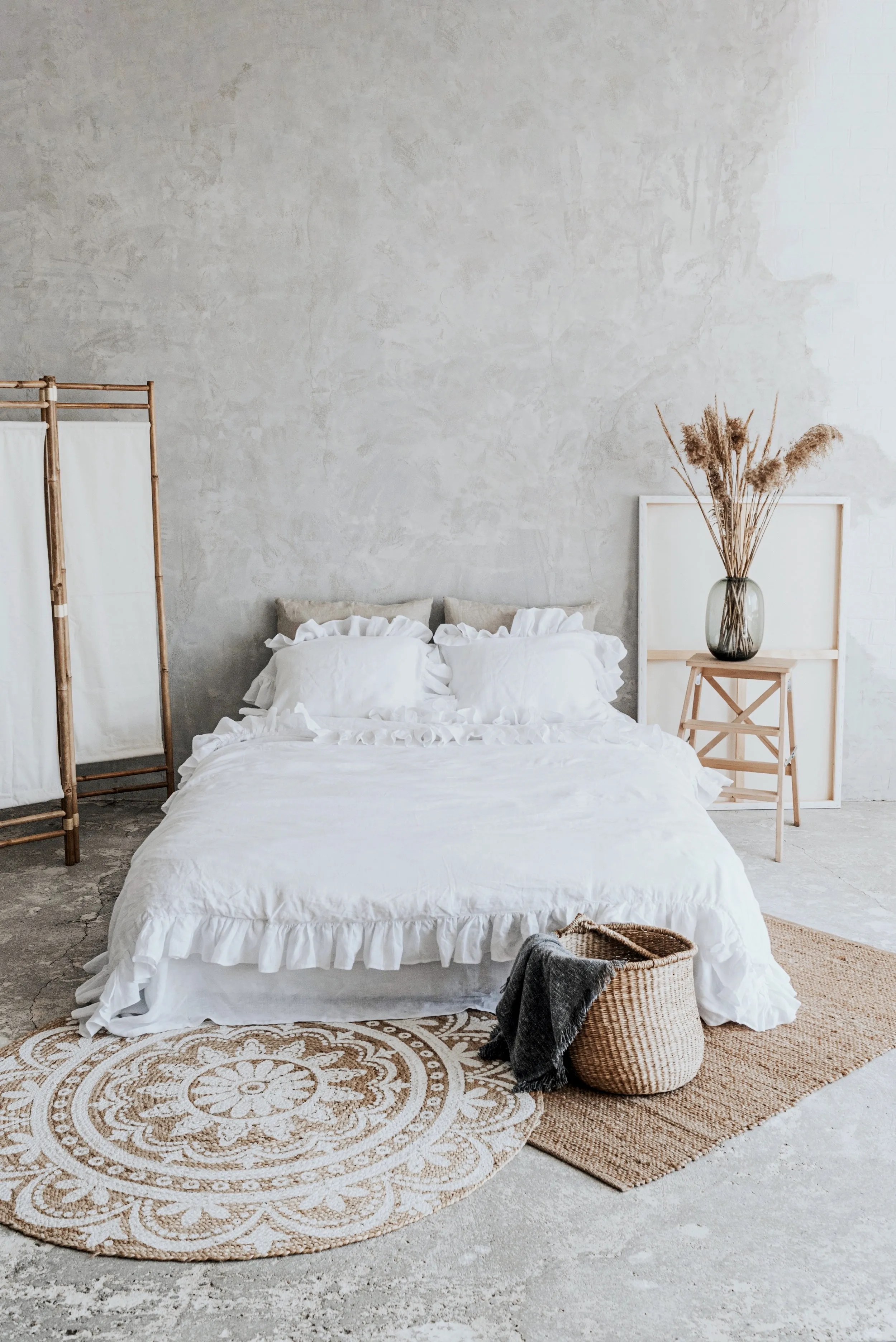 Ruffle Pillowcases Set - White