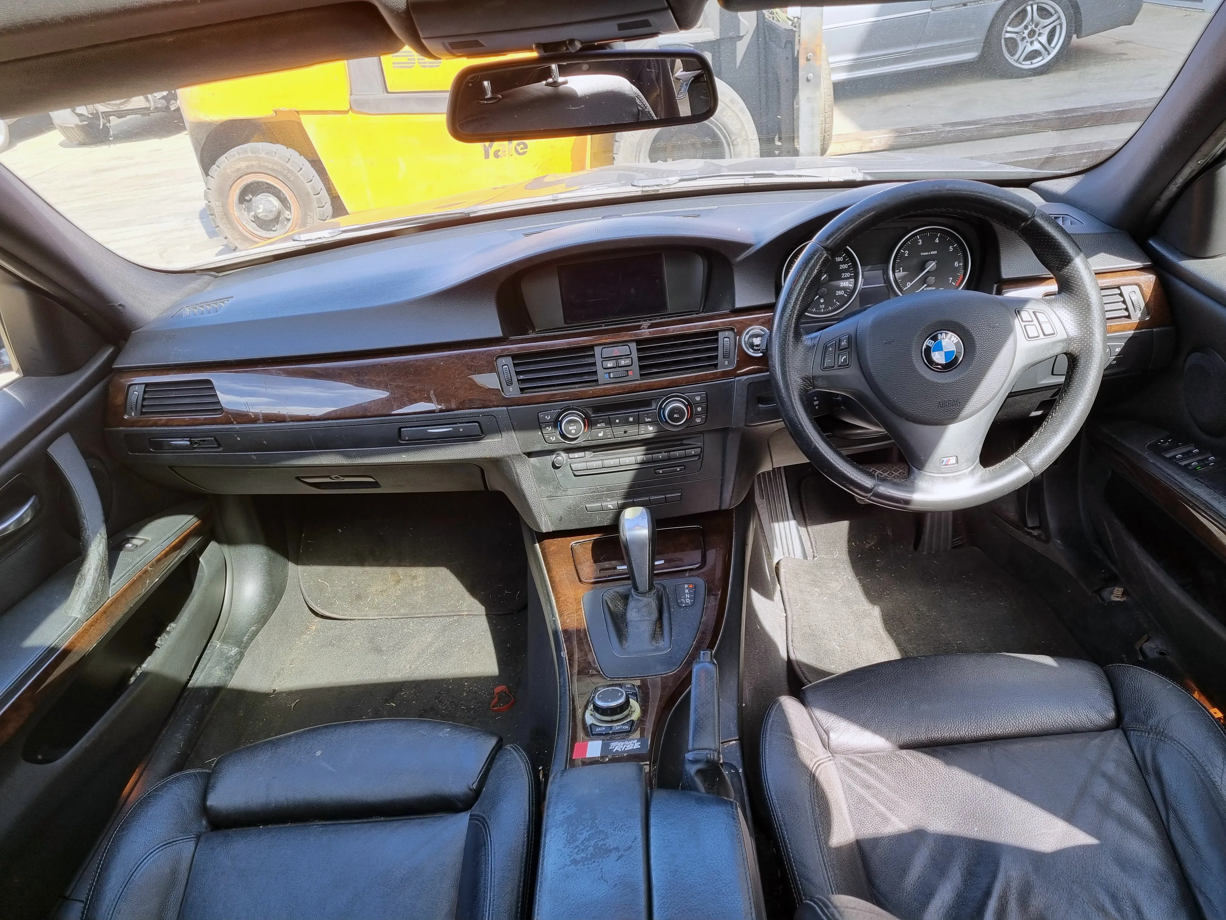S2929 3' E91 LCI Touring 323i N52N AUTO 2011/04