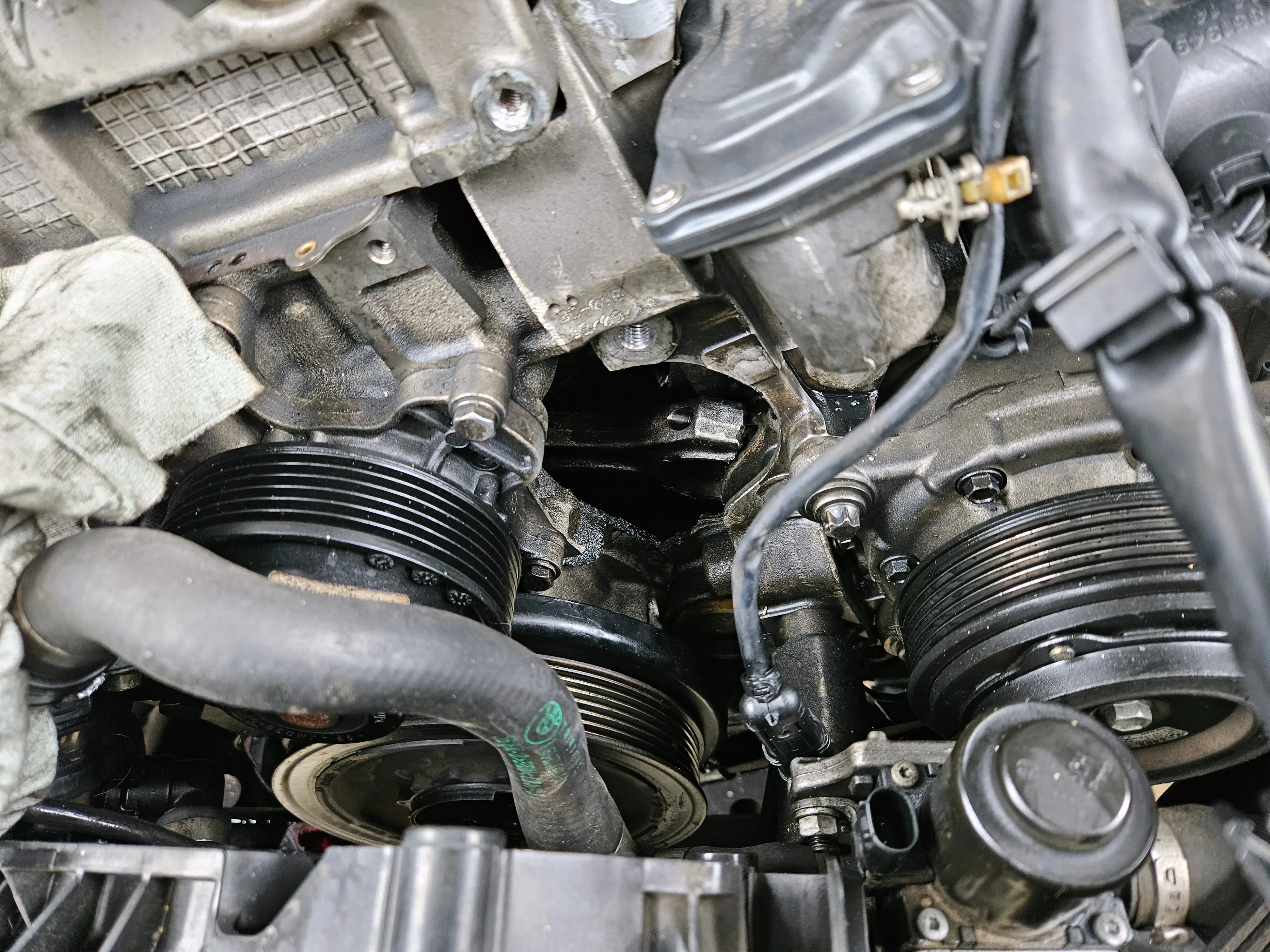 S3084 X5 F15 SAV 25dX N47S1 AUTO 2013/12