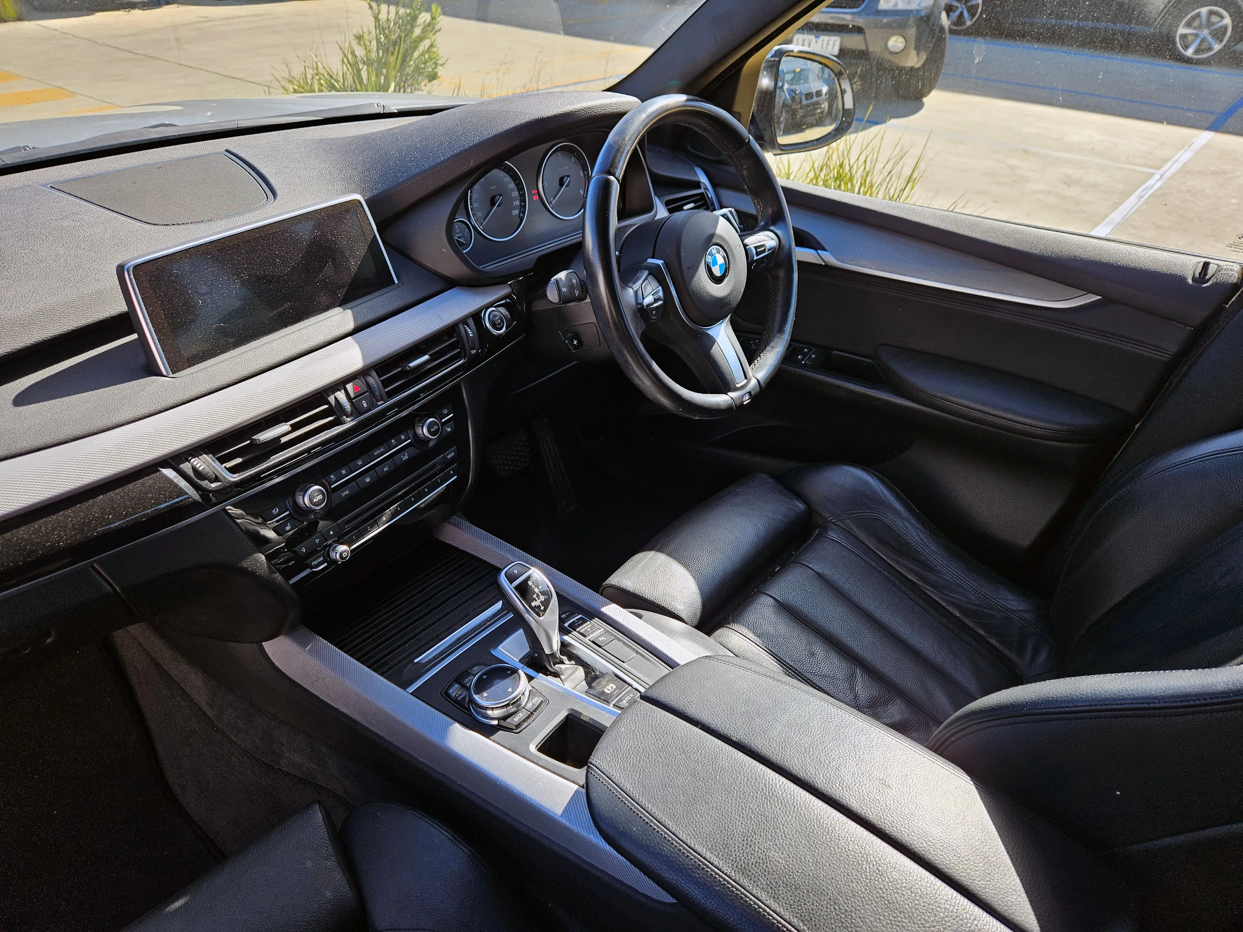 S3182 X5 F15 SAV 25dX N47S1 AUTO 2014/04