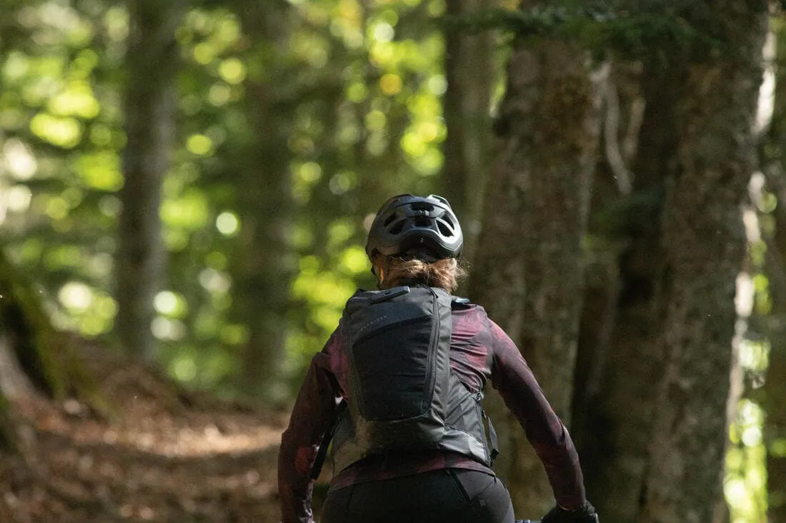 SAC À DOS HYDRATATION VTT EXPLORE 7L/2L eau