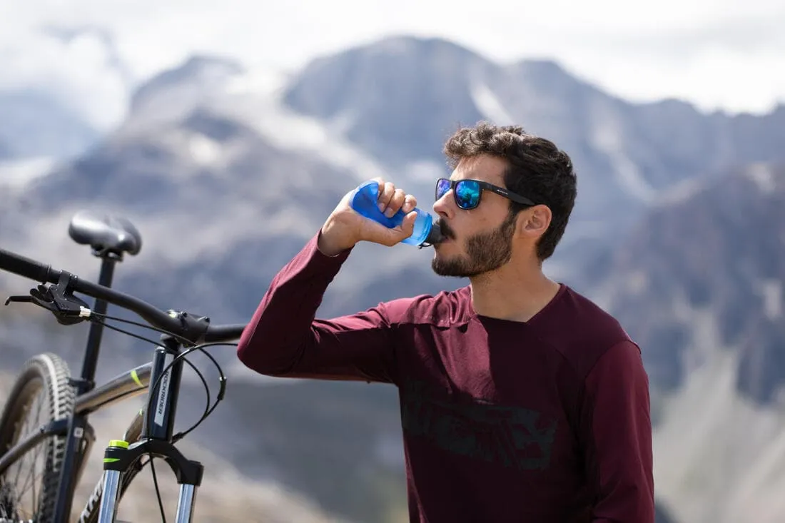 SACOCHE BANANE HYDRATATION VTT FEEL NOIR 2L/0,25L eau