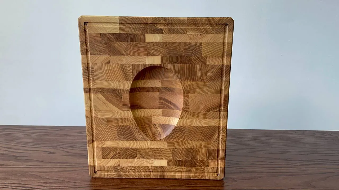 Safe Oyster Shucking Tool: End Grain Wooden Clam Shucking Board