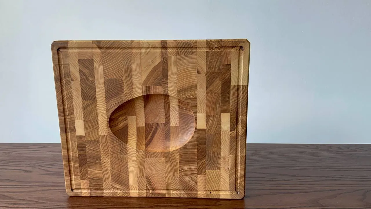 Safe Oyster Shucking Tool: End Grain Wooden Clam Shucking Board