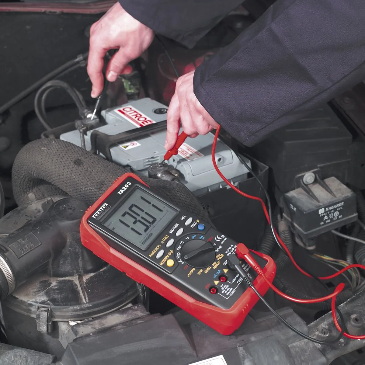 Sealey Digital Automotive Multimeter 15-Function Bar Graph/PC Link