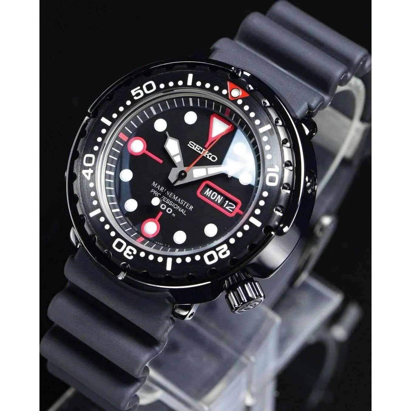 SEIKO PROSPEX MARINEMASTER PROFESSIONAL GOLGO 13 MEN WATCH 500 Limited SBBN023