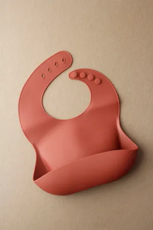 Silicone Baby Bib - Raw Sienna (mushie)
