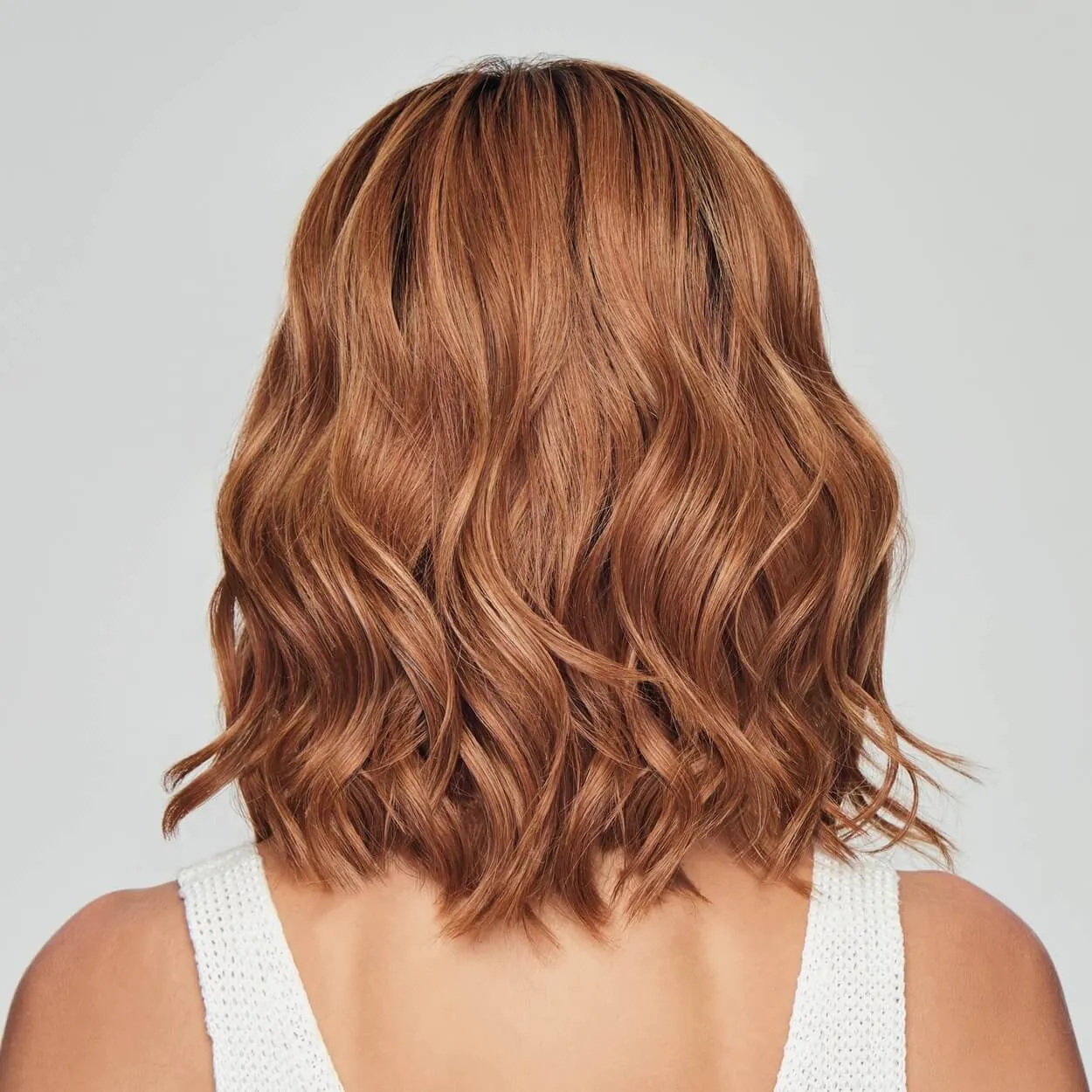 Simmer Elite by Raquel Welch (100% Hand Tied Lace Front-Mono Top Wig)