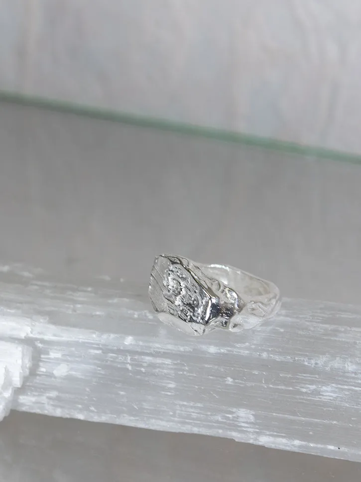 Simuero Agosto Ring, Silver