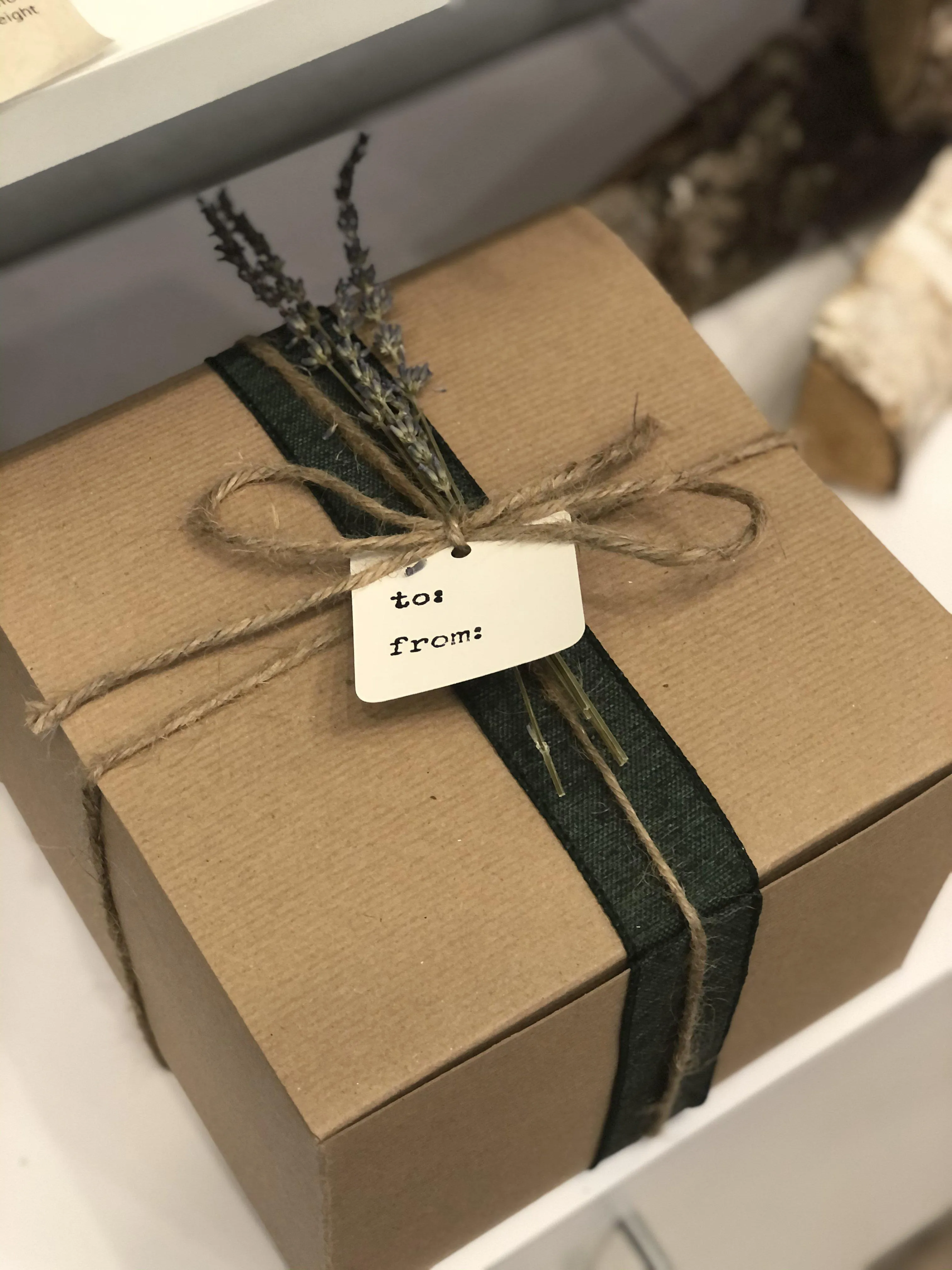 SKINCARE ESSENTIALS BASIC GIFT SET
