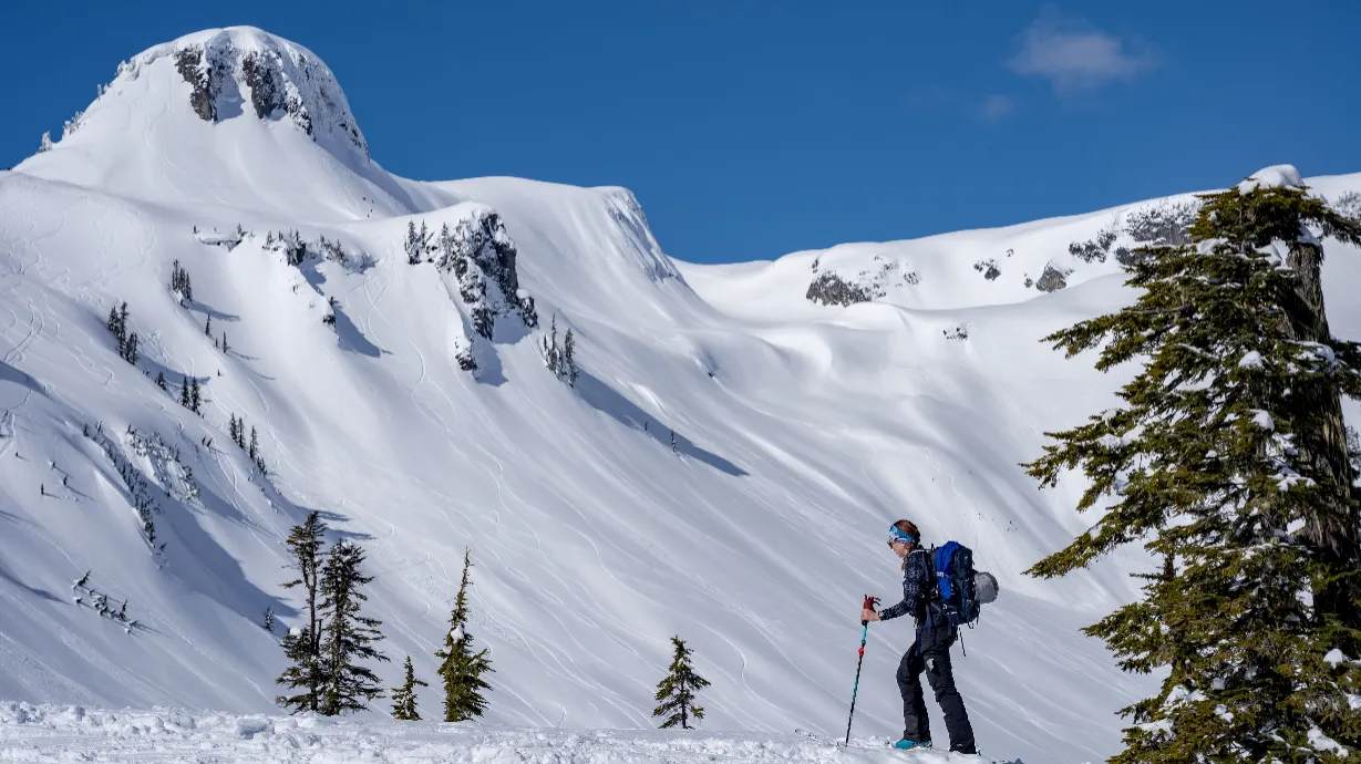 Snoqualmie Pass Backcountry Skiing & Splitboarding