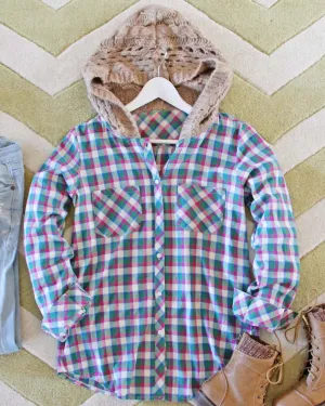 Snowy Canoe Plaid Top in Pine