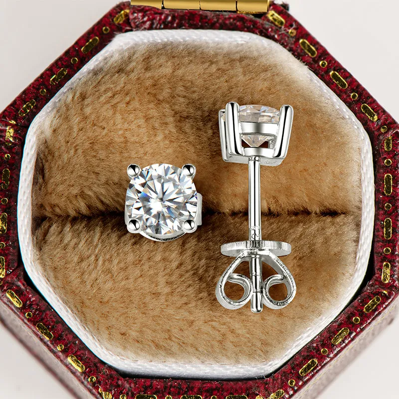 Solitaire Round Cut Sparkling 5mm Moissanite Stud Earrings & 6.5mm Moissanite Necklace Set