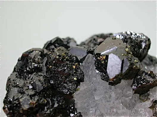 Sphalerite on Quartz, Deardorff Mine, Ozark-Mahoning Company, Cave-in-Rock District, Southern Illinois miniature 3.5 x 4 x 6 cm $65. Online 4/22 SOLD