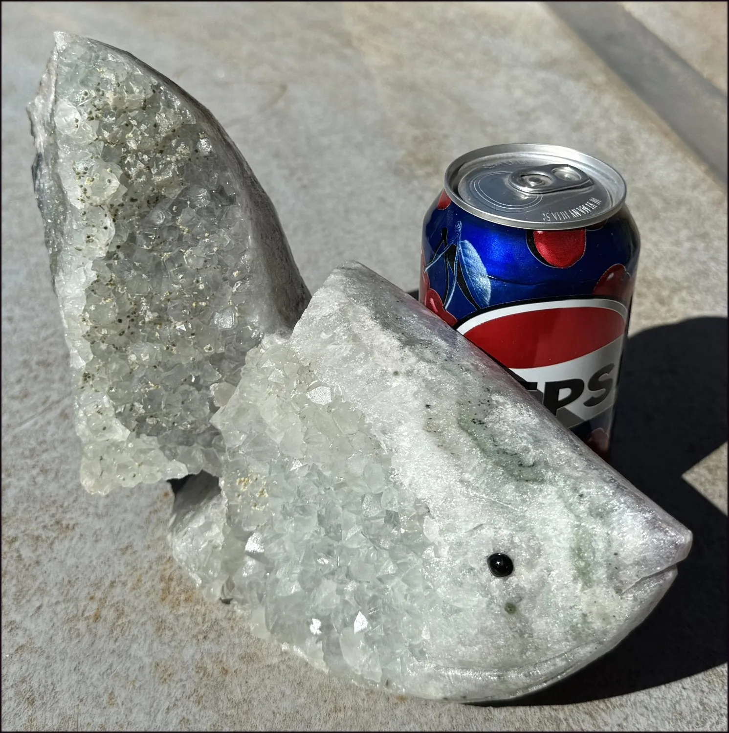 Super Sparkly Agate Geode Crystal BETTA FISH - Just keep swimming! - 5lbs 