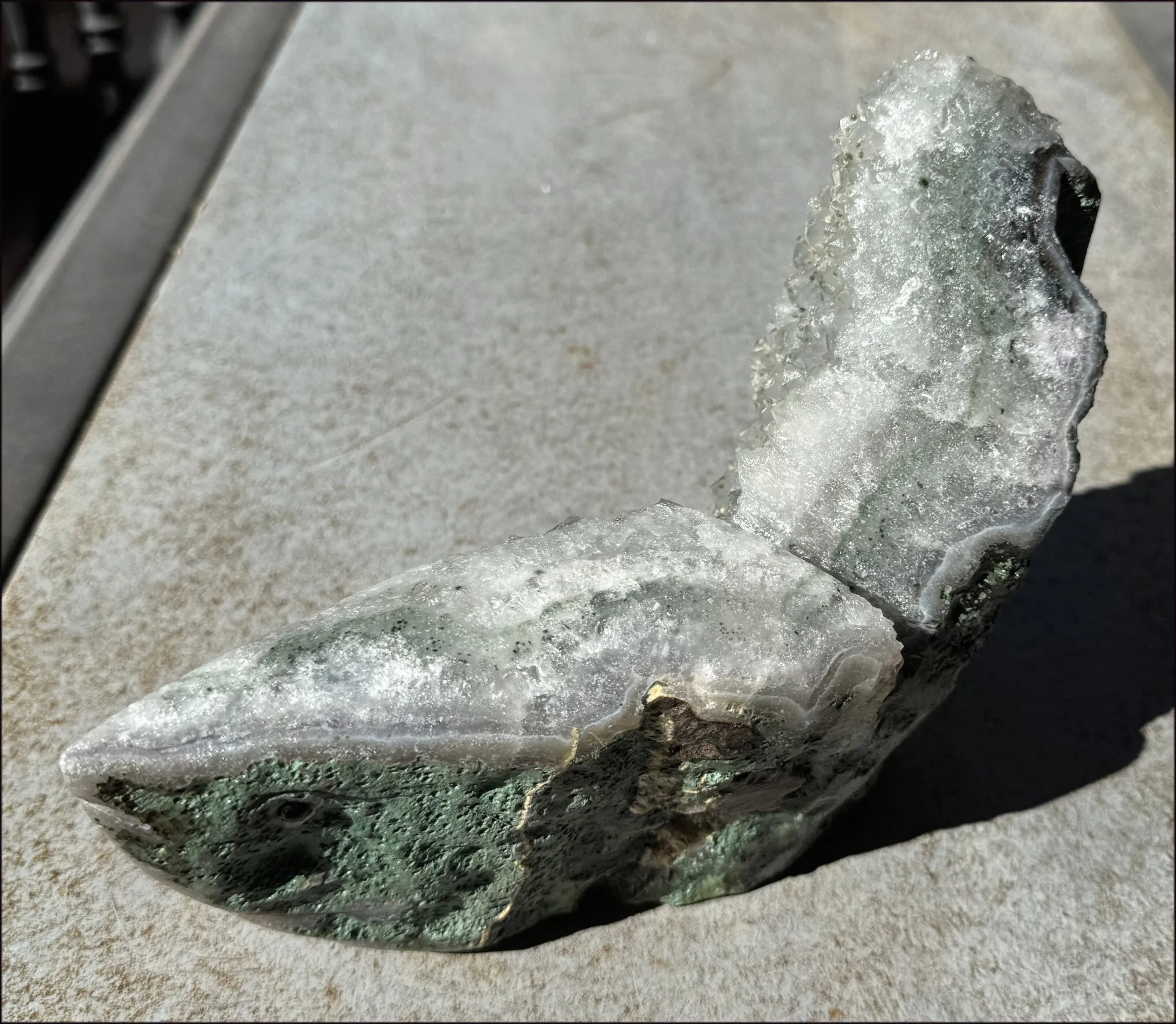 Super Sparkly Agate Geode Crystal BETTA FISH - Just keep swimming! - 5lbs 