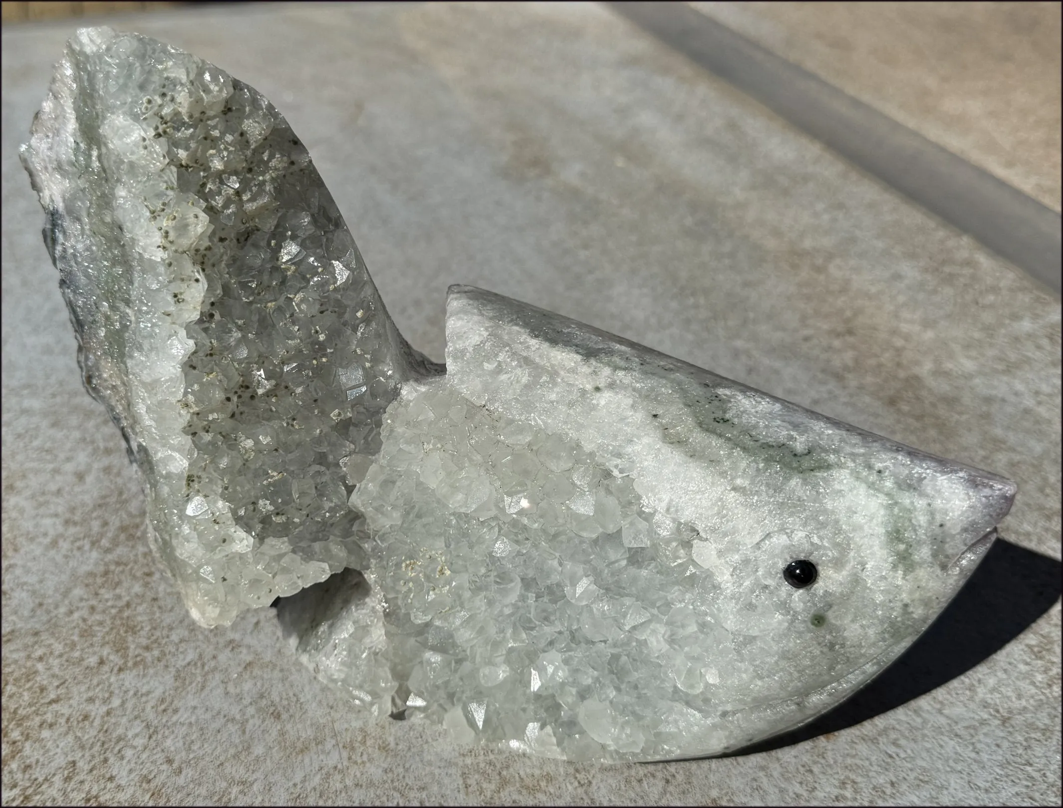 Super Sparkly Agate Geode Crystal BETTA FISH - Just keep swimming! - 5lbs 