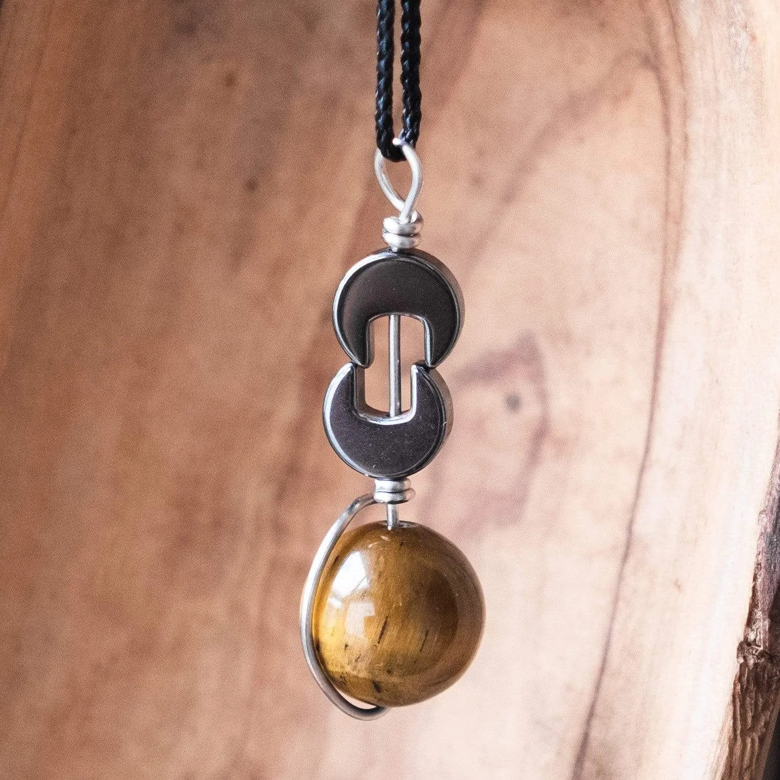 Tactile Necklace | Crystal Fidget Spinner Amulet