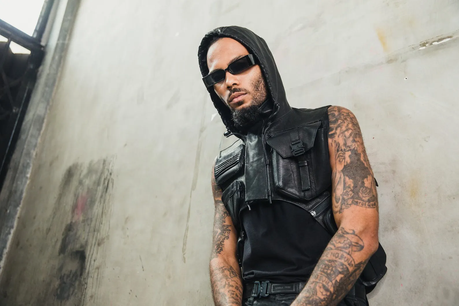 Tech9 Leather Hood with Shoulder Holsters  Vest