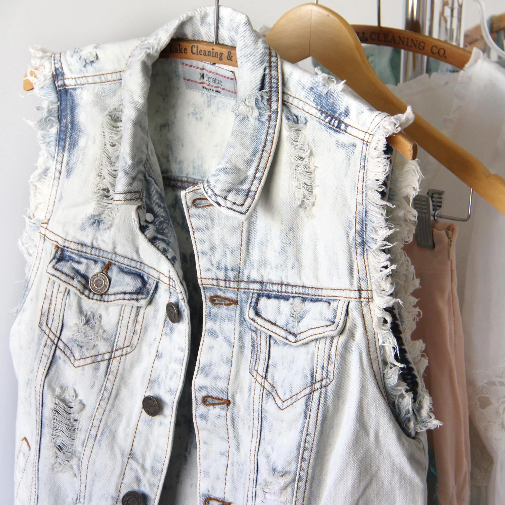 The Charlie Vest
