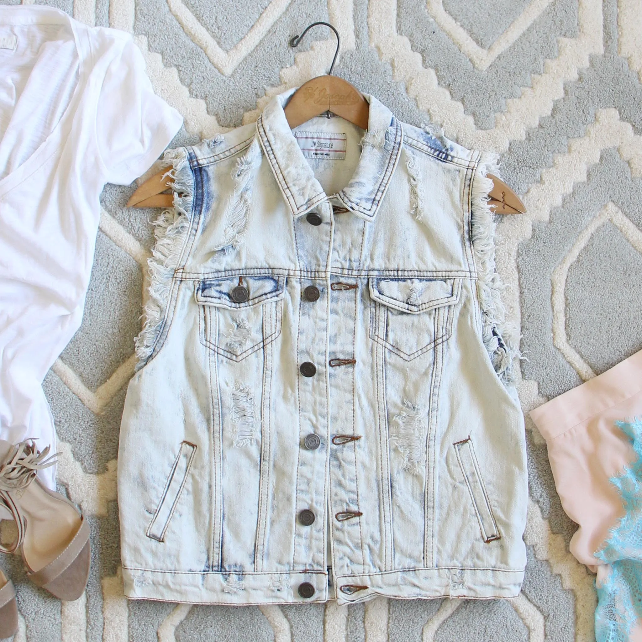 The Charlie Vest