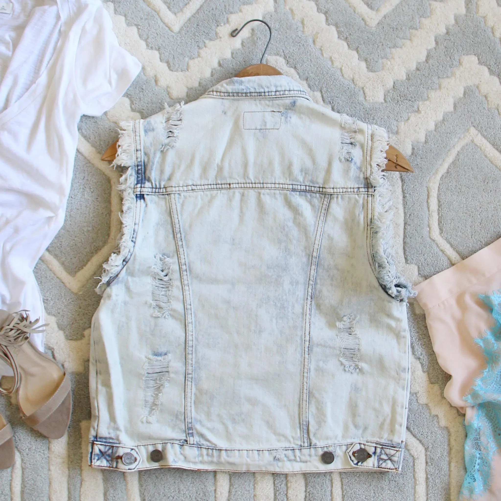 The Charlie Vest