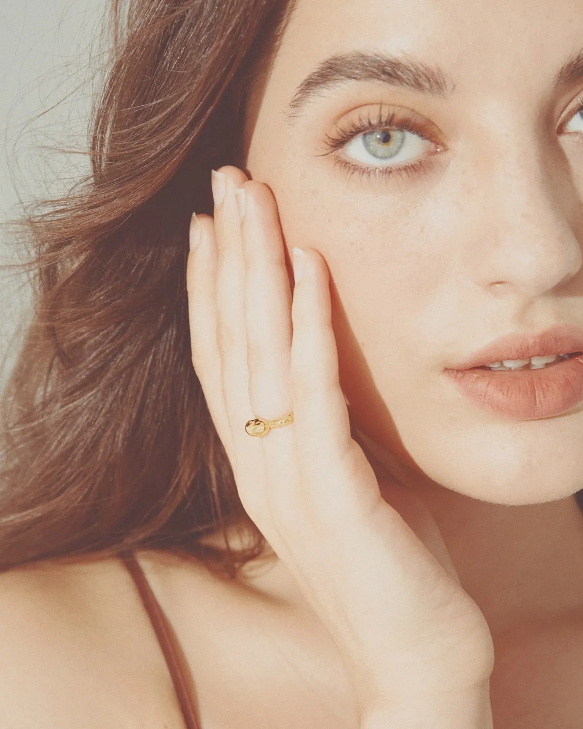 The Golden Mirage Ring