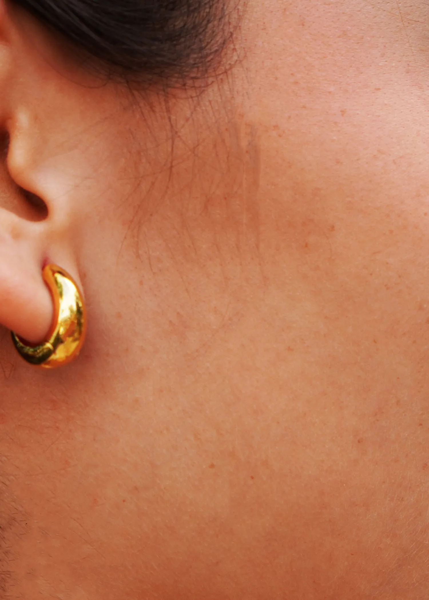 The "Alexa" Huggie Earring
