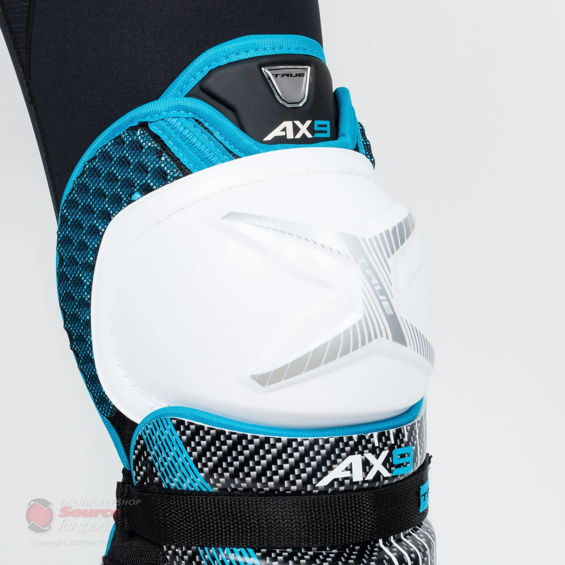 TRUE AX9 Senior Hockey Shin Guards
