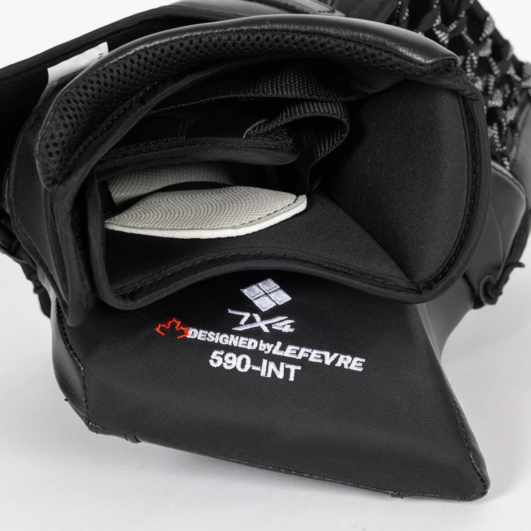 TRUE HZRDUS 7X4 Intermediate Goalie Catcher